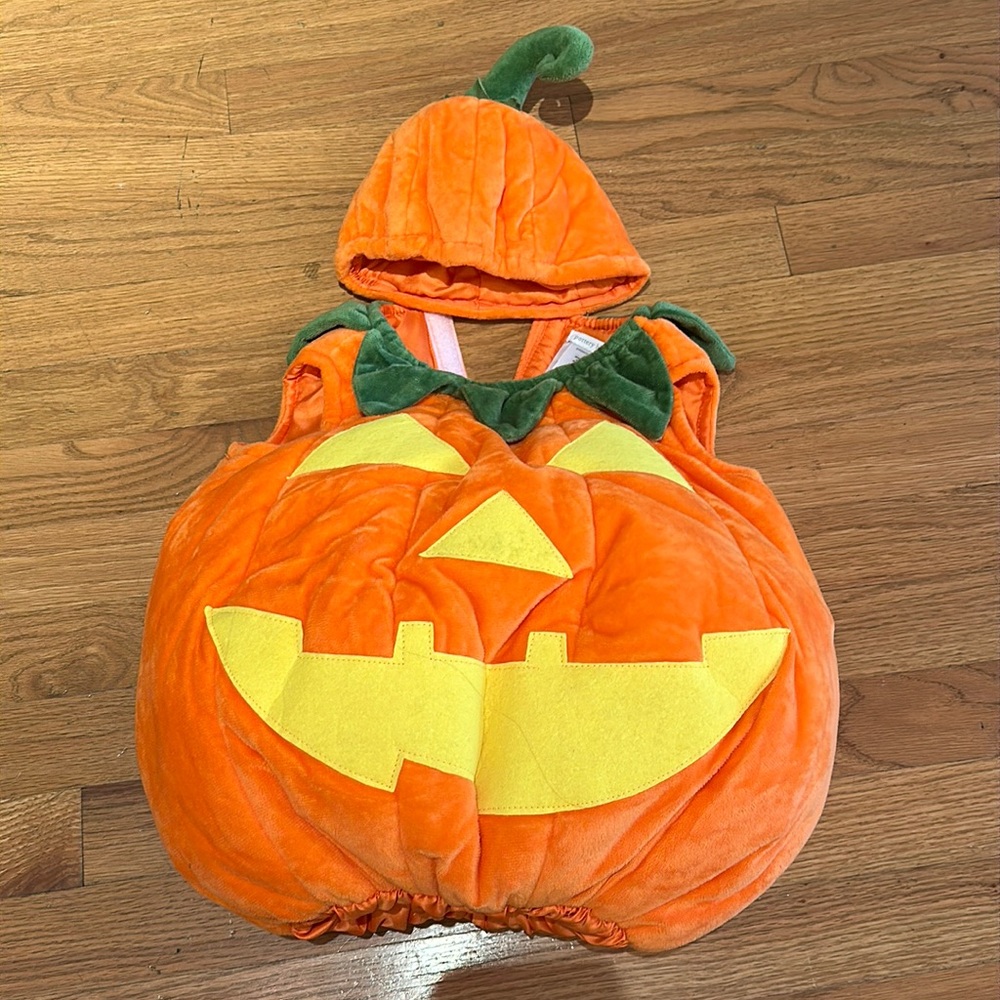 Pottery barn pumpkin costume 2t